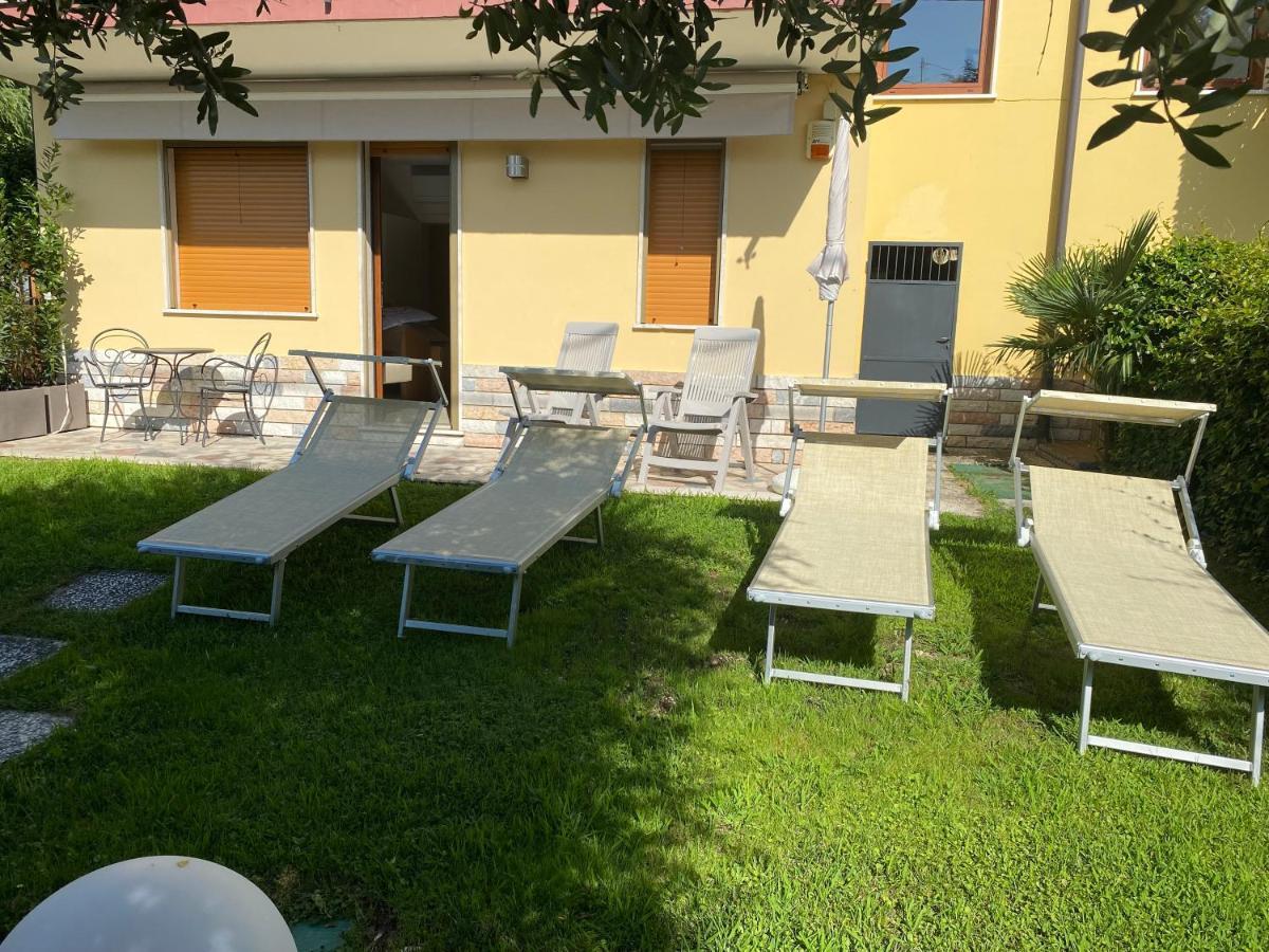 Appartamenti Hera Lazise Exterior foto
