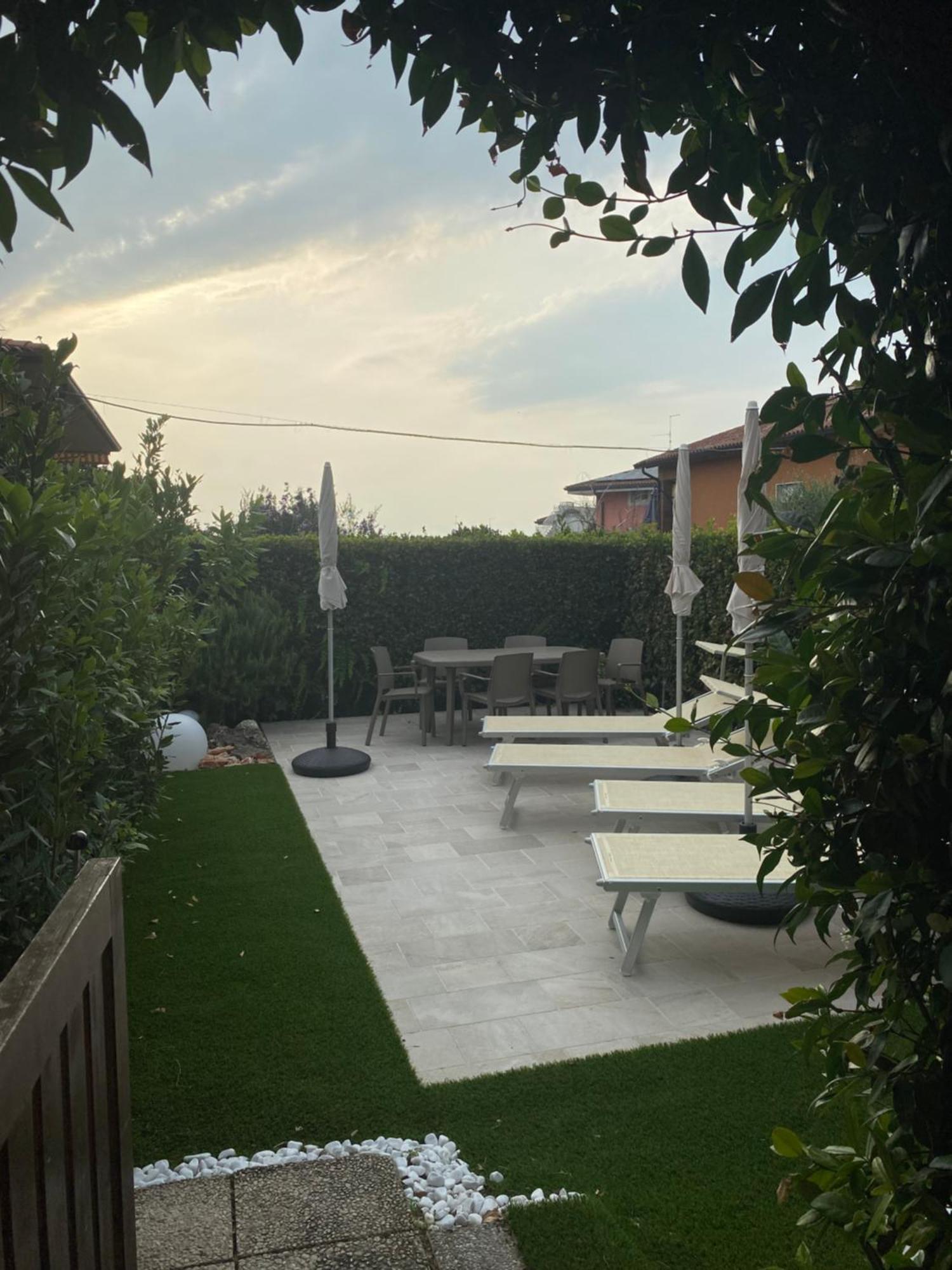 Appartamenti Hera Lazise Exterior foto
